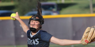 Softball vs Blue Springs